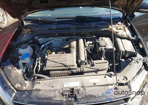 2018 Volkswagen Jetta 1.4T Se/1.4T Wolfsburg Edition из США, поврежденный, VIN 3VWDB7AJXJM260428